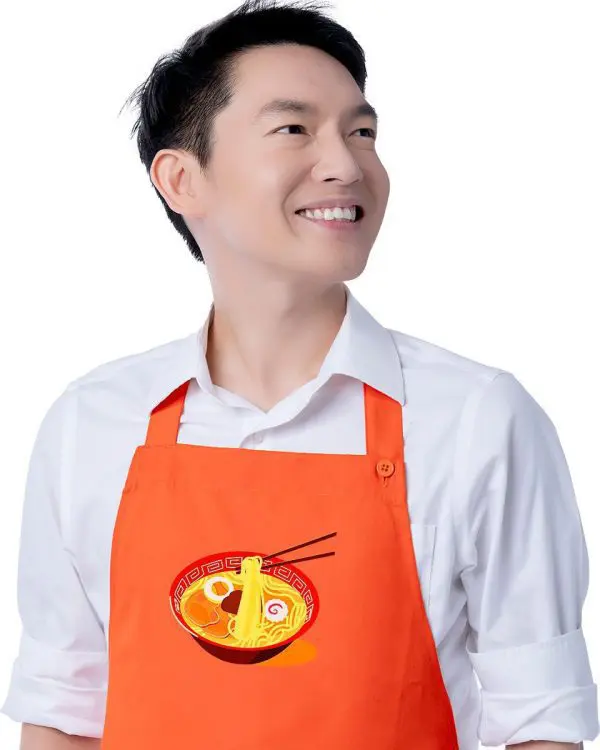 สกรีนผ้ากันเปื้อน ผ้ากันเปื้อนครึ่งตัว ผ้ากันเปื้อนกันน้ำ ผ้ากันเปื้อนพิมพ์ลาย สกรีนโลโก้ สกรีนชื่อร้าน