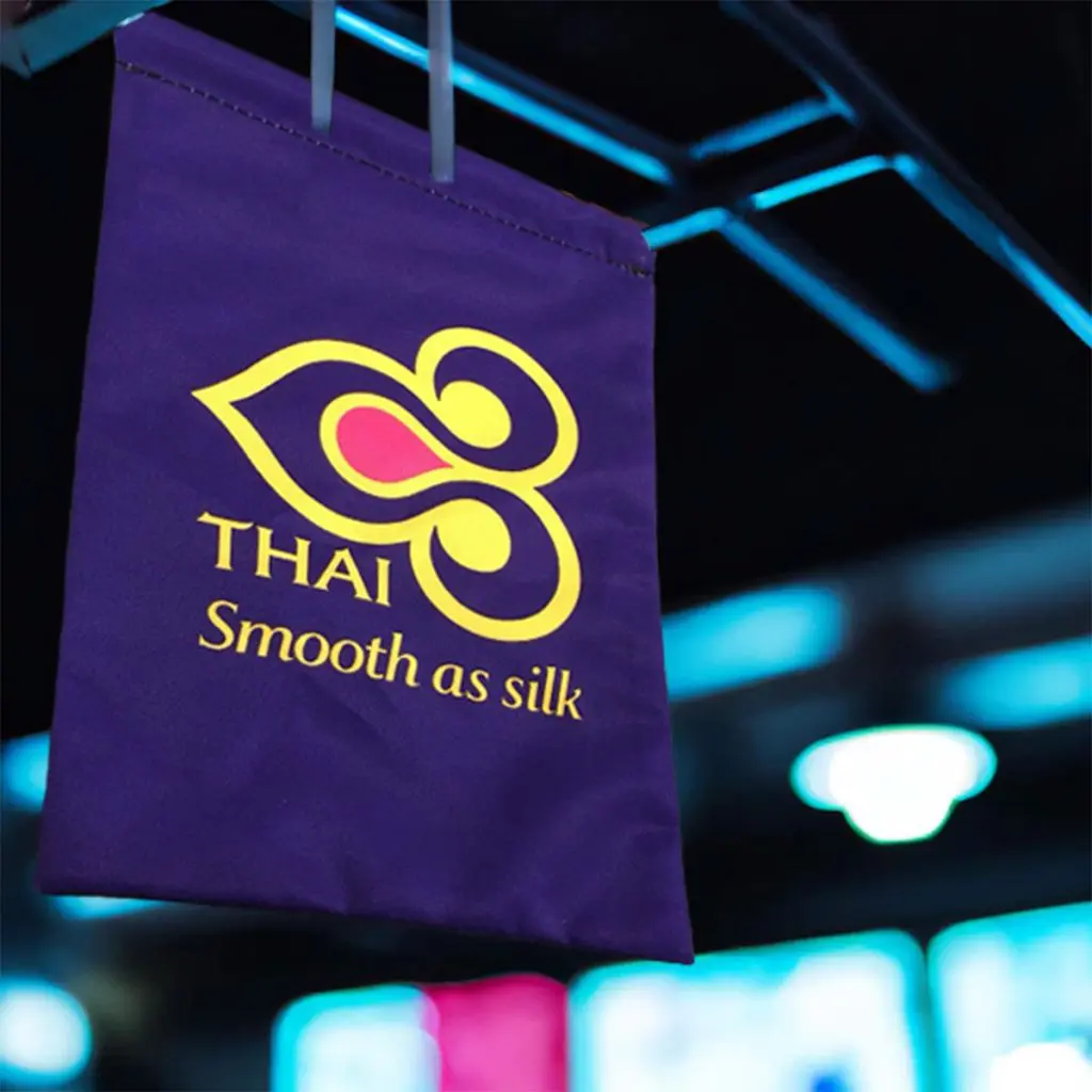 ม่านร้านอาหารญี่ปุ่น ม่านญี่ปุ่น ม่านญี่ปุ่นสั่งผลิต ป้ายผ้าดิบ ป้ายผ้า ป้ายผ้าแต่งร้าน ป้ายผ้างานแต่ง ป้ายผ้ามินิมอล ป้ายผ้าprewedding