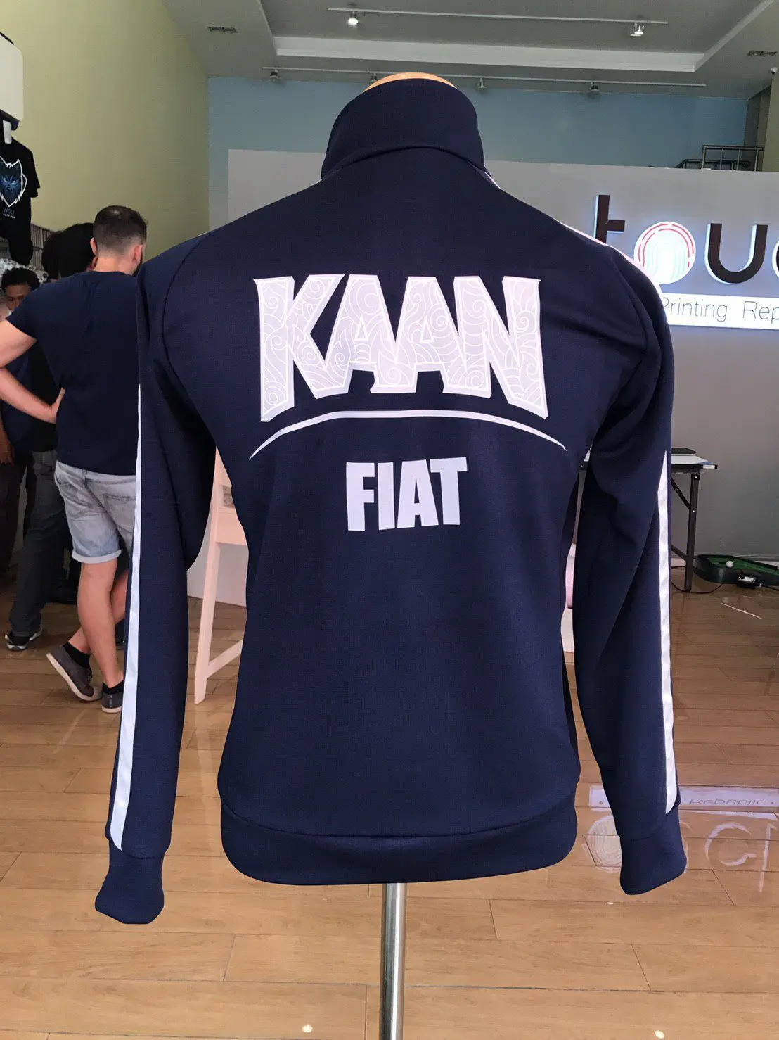 ตัวอักษรรีดติดเสื้อ โลโก้ติดเสื้อ พิมพ์โลโก้, พิมพ์เฟล็กDFT, รับพิมพ์ฟิล์ม, รับพิมพ์โลโก้, พิมพ์เบอร์เสื้อ, พิมพ์เสื้อกีฬา, โลโก้ฟุตบอล, เสื้อแฟชั่น, โลโก้ติดเสื้อ, ป้ายคอ, ป้ายเสื้อ, พิมพ์โลโก้ติดเสื้อflex-print